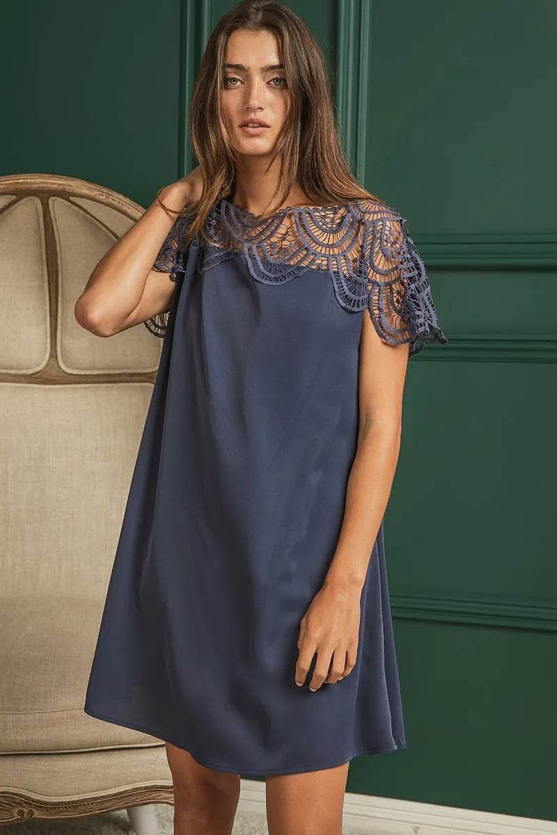 BiBi Crochet Lace Yoke Detailed Wrinkled Dress - Veloro