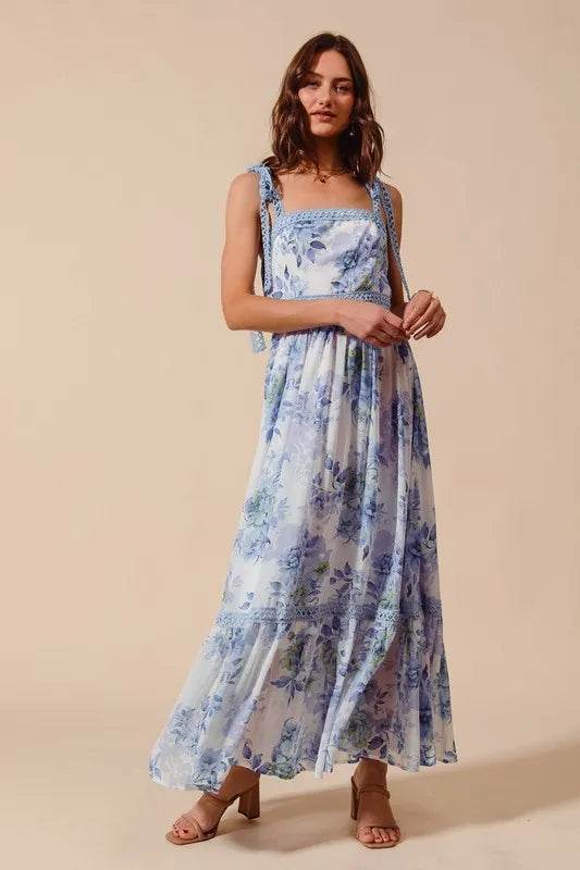SO ME Floral Print Flowy Maxi Dress with Lace Ribbon Tie - Veloro