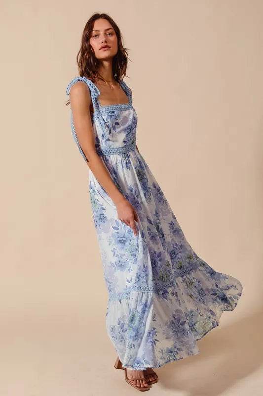 SO ME Floral Print Flowy Maxi Dress with Lace Ribbon Tie - Veloro